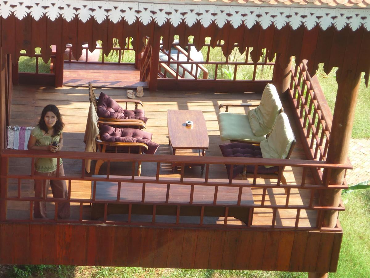Soriyabori Resort Kratie Bagian luar foto