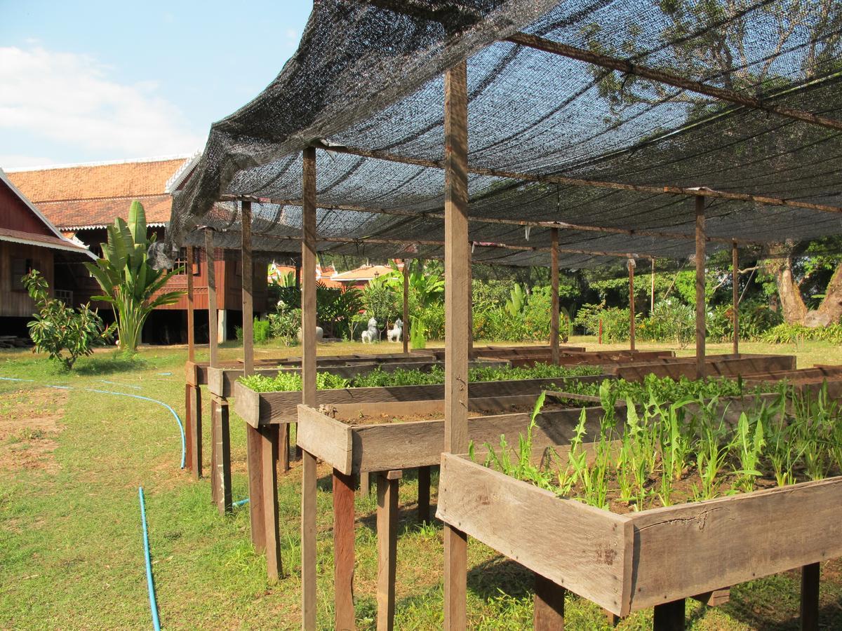 Soriyabori Resort Kratie Bagian luar foto